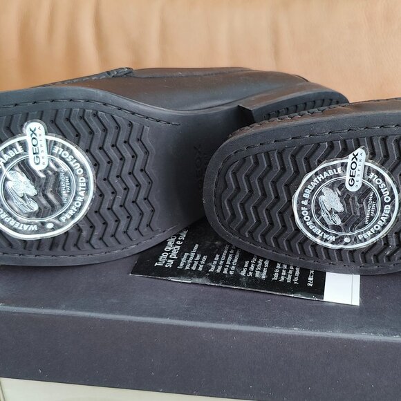 Geox- Brand New Slip On Leather Shoes made in Italy - Picture 3 of 4